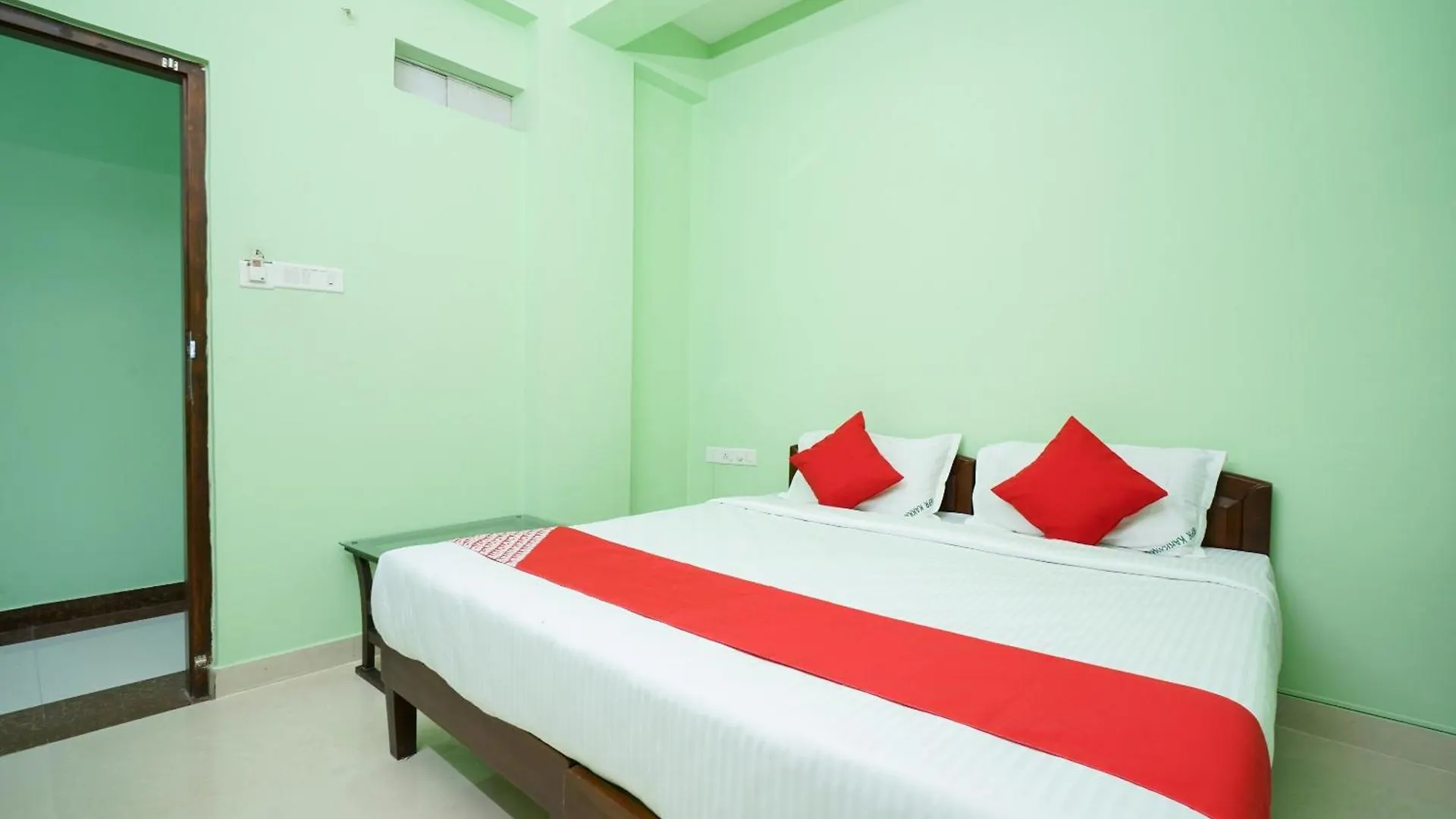 Oyo Flagship Malabar Plaza Residency Hotel Kochi