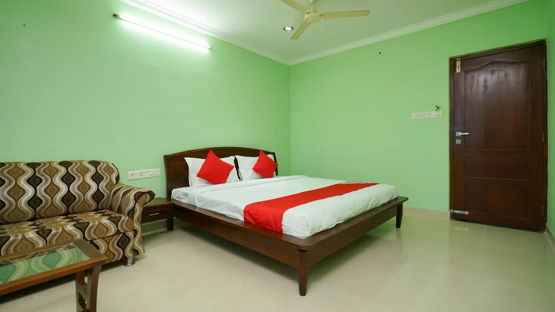 Oyo Flagship Malabar Plaza Residency Hotel Kochi