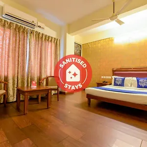 Hotel Oyo 4802 Cochin Residency, Kochi