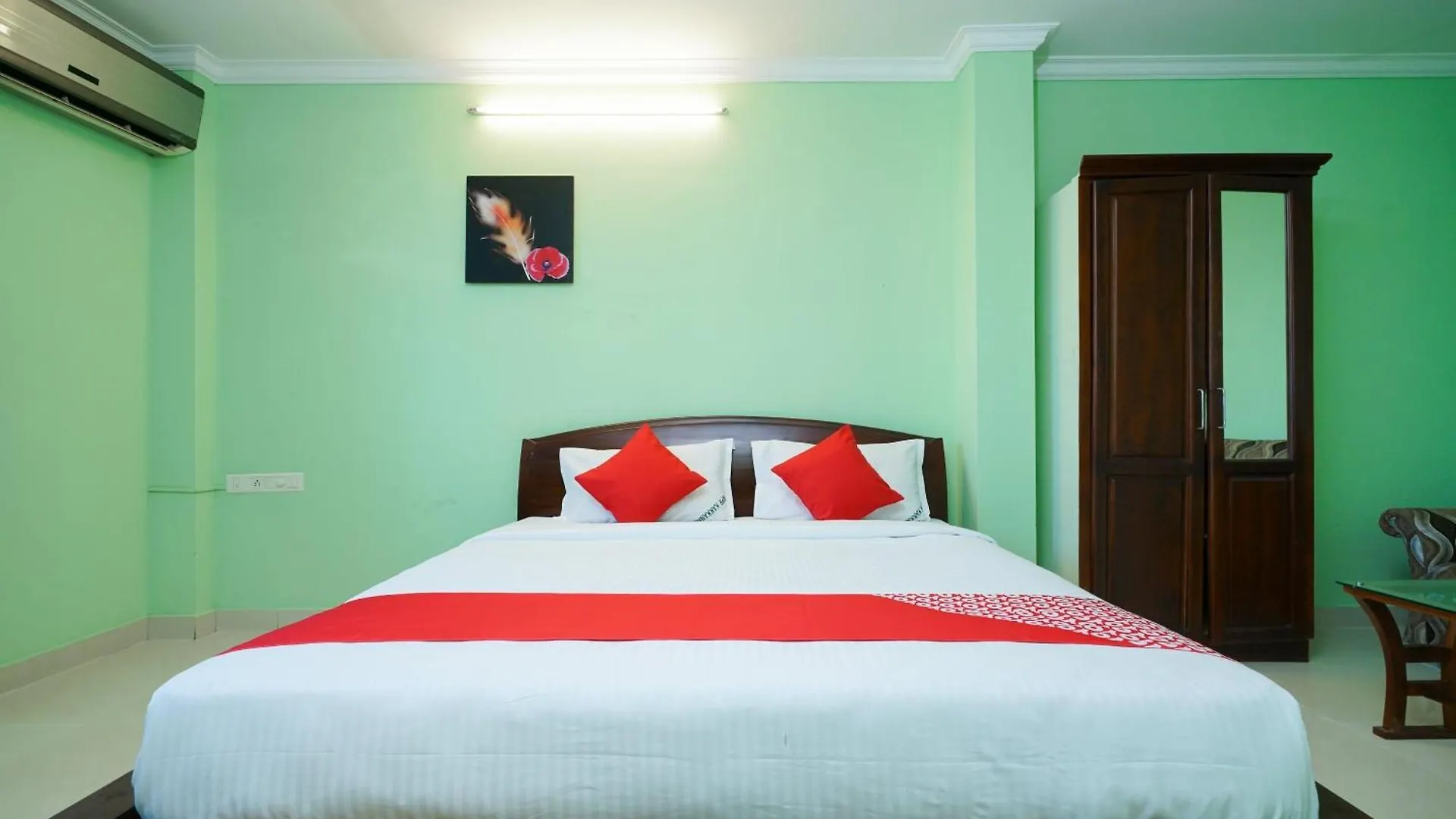 Oyo Flagship Malabar Plaza Residency Hotel Kochi 3*,  India