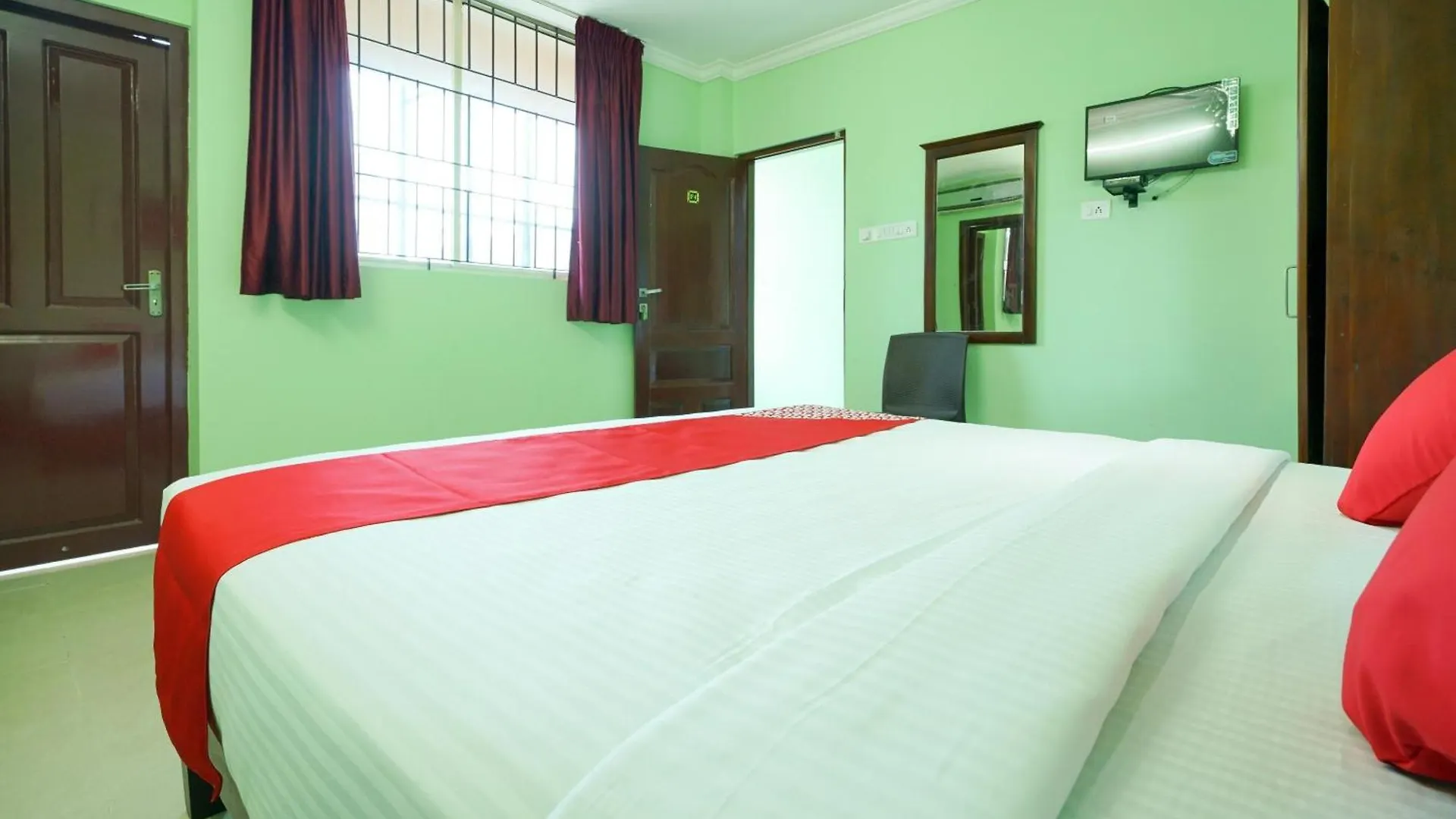 Hotel Oyo Flagship Malabar Plaza Residency Kochi