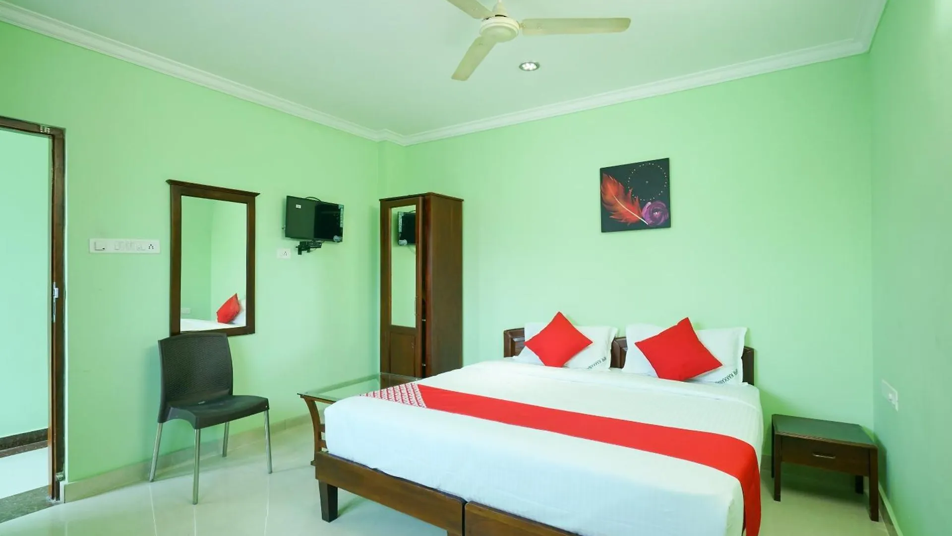 ***  Hotel Oyo Flagship Malabar Plaza Residency Kochi Indie